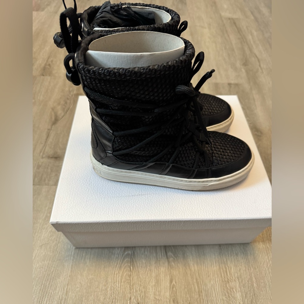 Christian Dior Calfskin Resille Solar Ankle Boot - Picture 2 of 11
